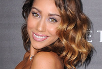 Pastel-makeup-for-tanned-and-medium-tone-skin-side